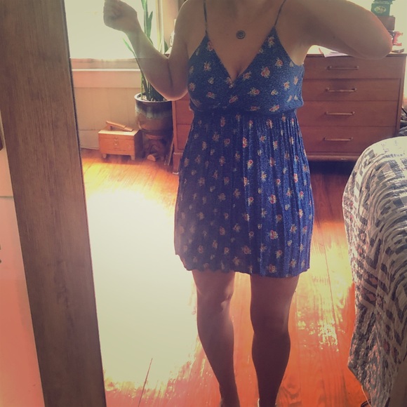 Buttons sundress - Picture 1 of 6